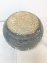 Load image into Gallery viewer, Handmade Planter/Bowl - Dusty blue
