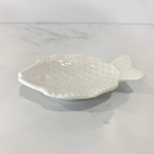 Load image into Gallery viewer, Pearl - White Fish Ring Dish
